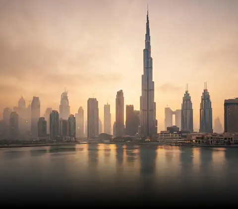 Burj Khalifa and the Dubai skyline reflected in the water